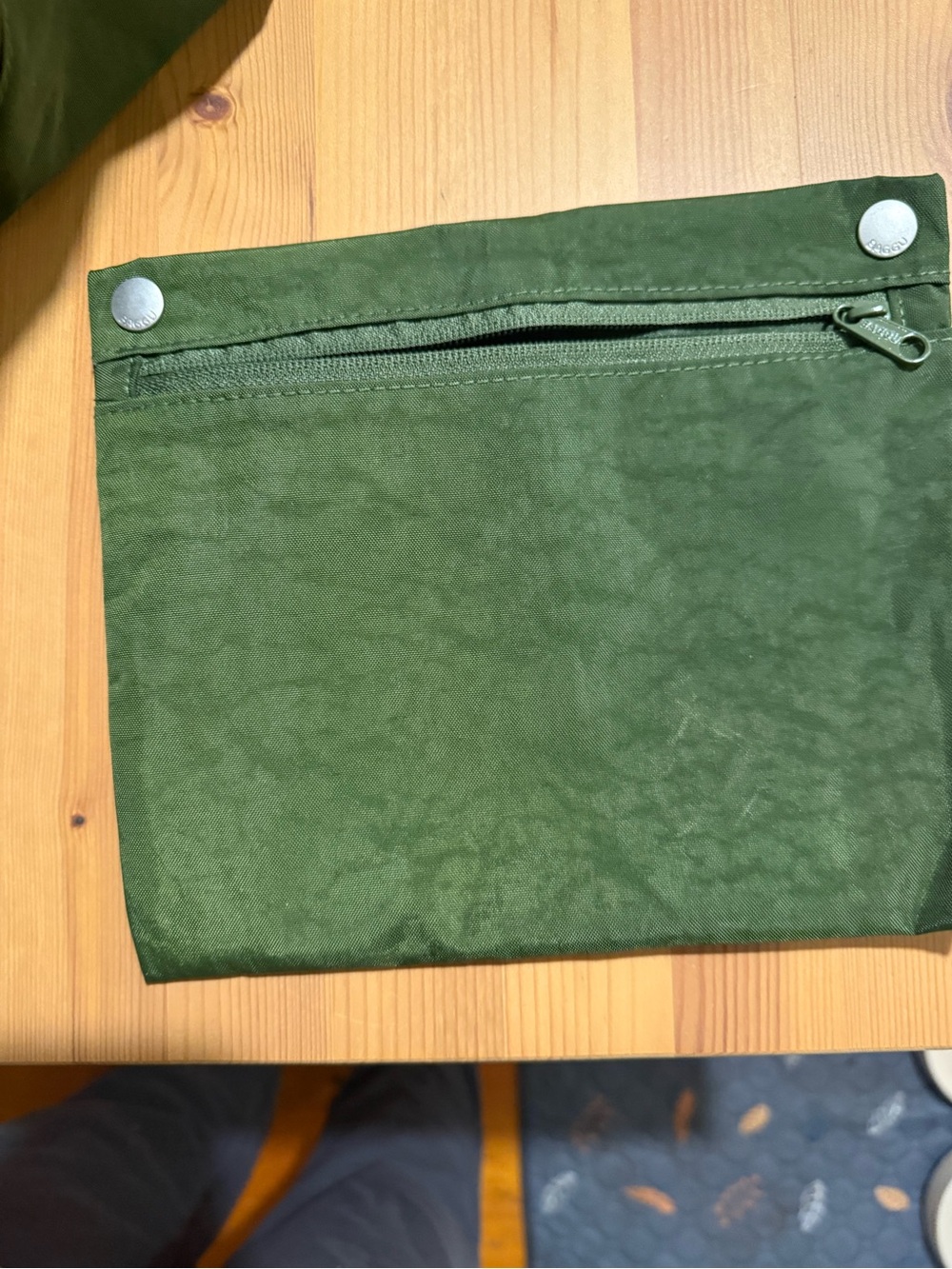 Baggu cloud bag green (I think it was listed as forest green?) - Picture 5 of 6
